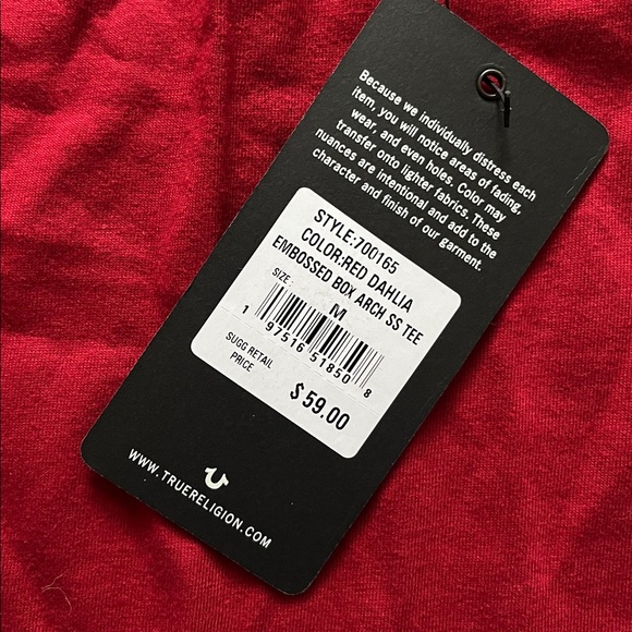 True Religion Red Dahlia Embossed Arched Logo Casual 100% Cotton Tee - Picture 7 of 8